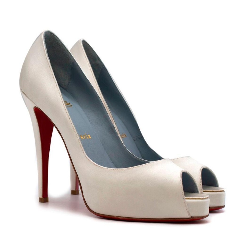 Christian Louboutin Very Prive 120mm off-wht satin